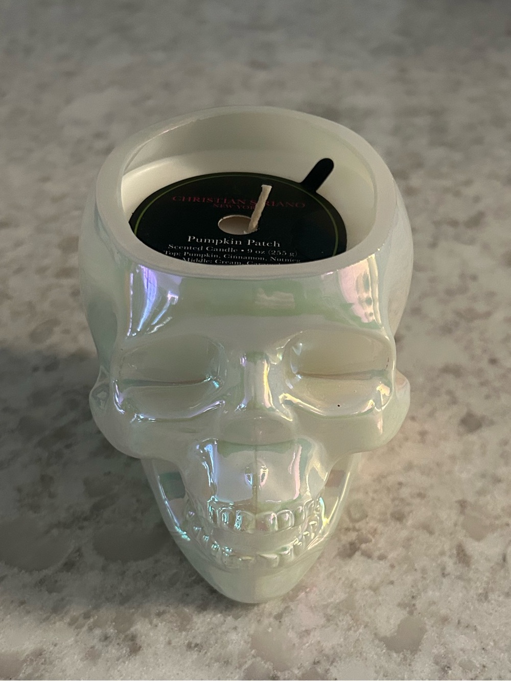 “New” Christian Siriano Iridescent Pearl Skull 9 oz Candle